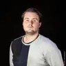 djL